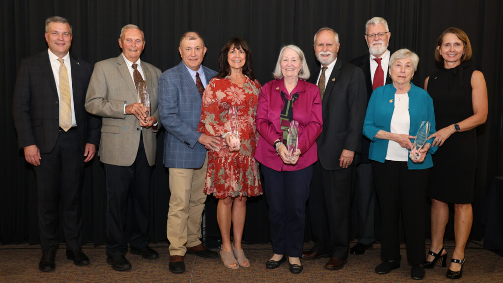 WLU Honors Alumni and Donors as Part of 2024 Homecoming Weekend