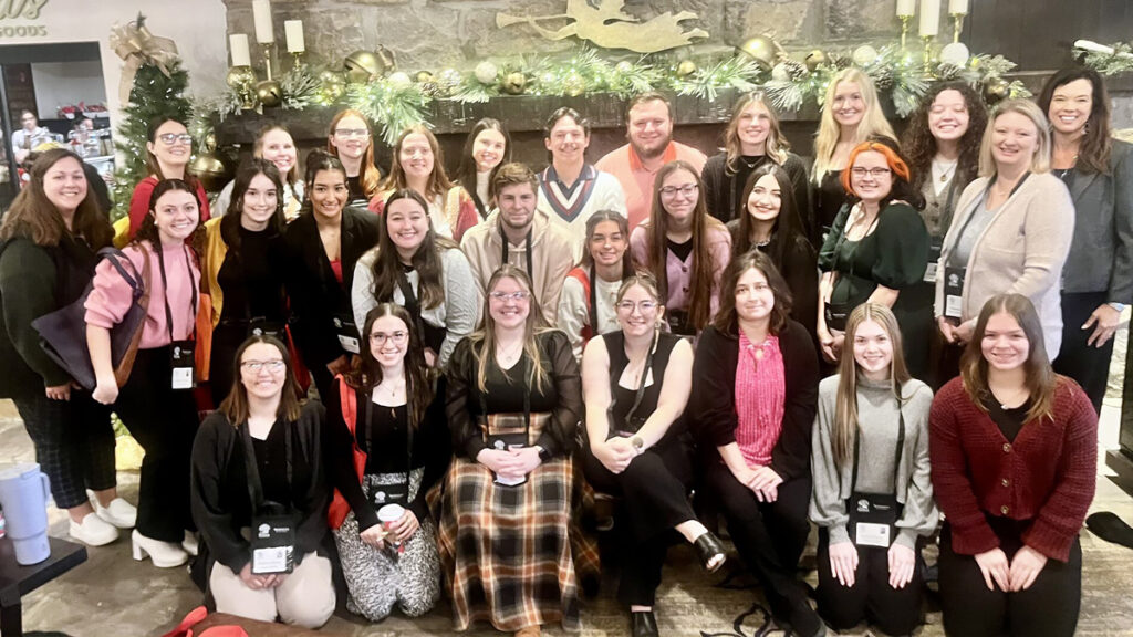 WLU Students and Faculty Show Dedication to Improving Literacy During WVRA Conference