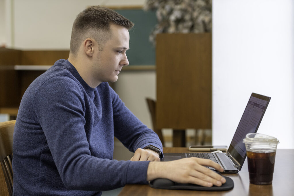 Tutoring HelpfulSites scaled